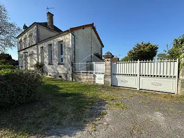 Maison vente à Saint-Jean-d'Angély, Bernay-saint-martin