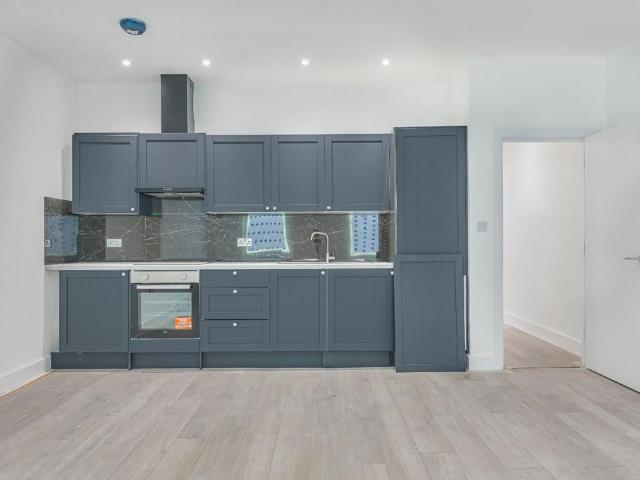 Apartment for rent in Brixton, Greater London