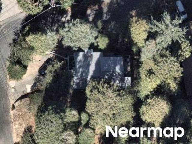 House for sale in Cedarpines Park, California