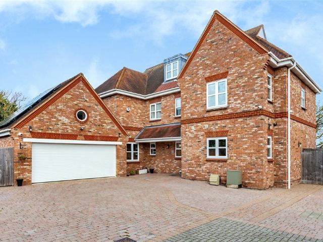 House for rent in Wickford, Basildon