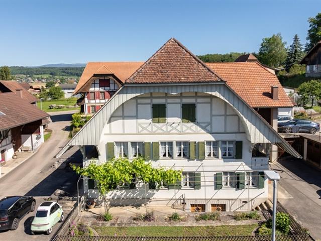Bauernhaus kaufen in Treiten, Bern
