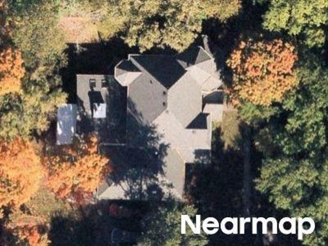 House for sale in Elgin
