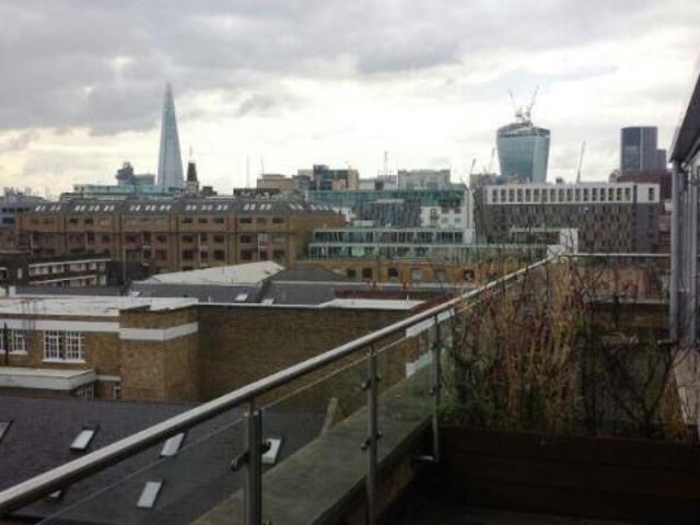 Apartment for rent in St. George in the East, Greater London