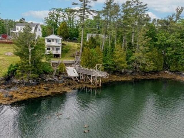 House for sale in Bailey Island, Maine