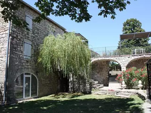 Appartement location à Berrias, Berrias-et-Casteljau