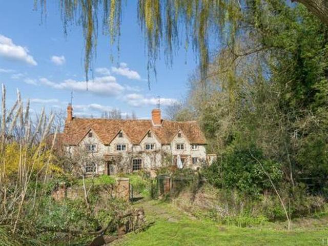 House for sale in Lyons, Greater London