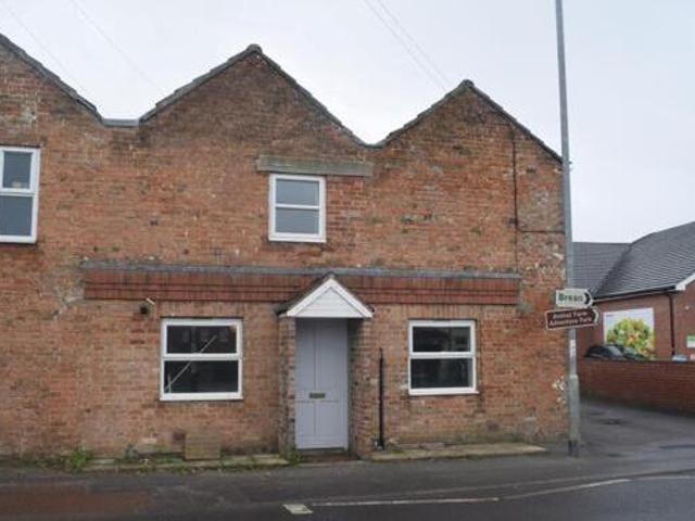 House for rent in Lyons, Greater London