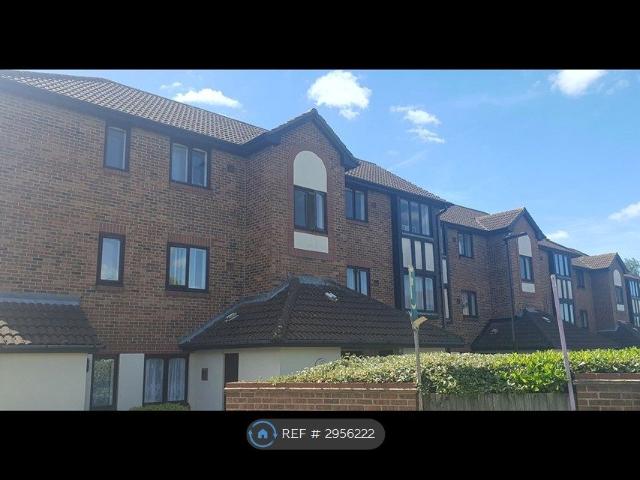 Apartment for rent in London Borough of Hounslow, Greater London