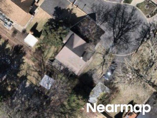 House for sale in Maywood