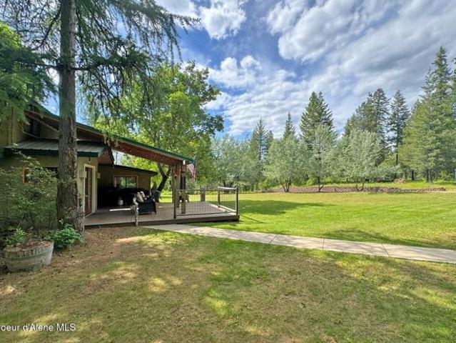 House for sale in Cocolalla, Idaho