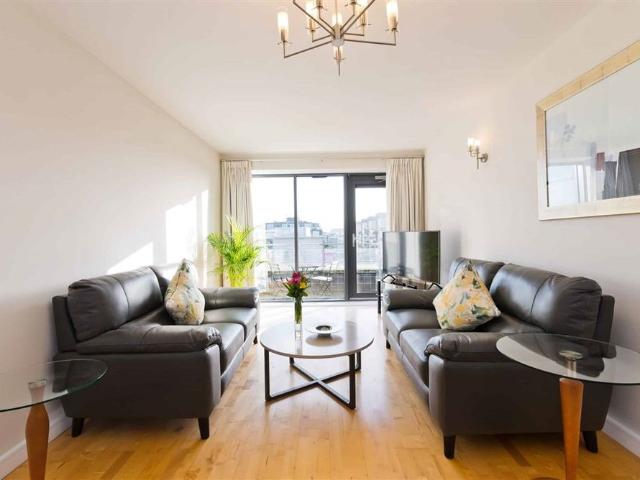 Apartment to rent in Bluebell, North Tipperary