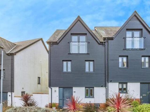 House for sale in Strode, Devon