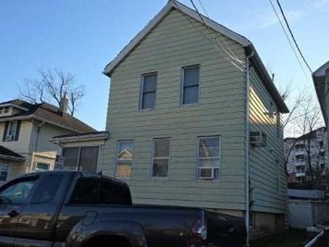 House for sale in Hackensack, New Jersey