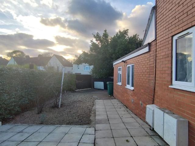 House for rent in London Borough of Ealing, Greater London