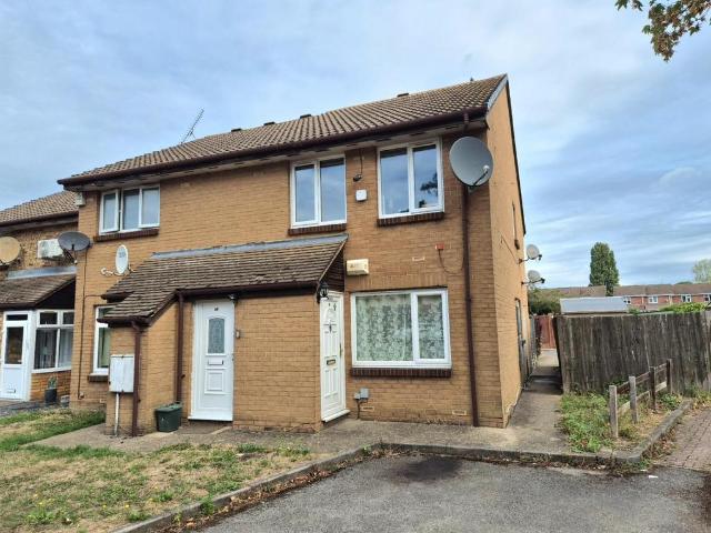 Apartment for rent in Yeading, Greater London
