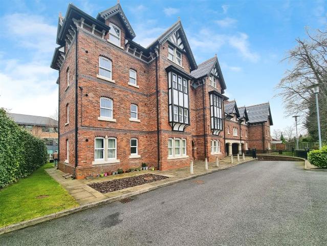 Apartment for rent in Broadheath, Trafford Park