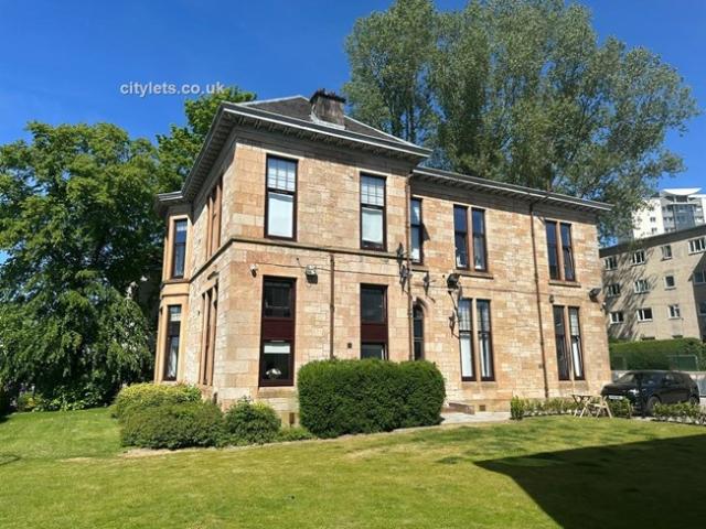 Flat for rent in Cardonald, Scotland
