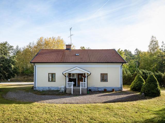Villa till salu i Berg, Östergötland