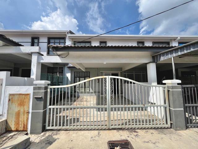 Terraced House for sale in Wellesley, Penang