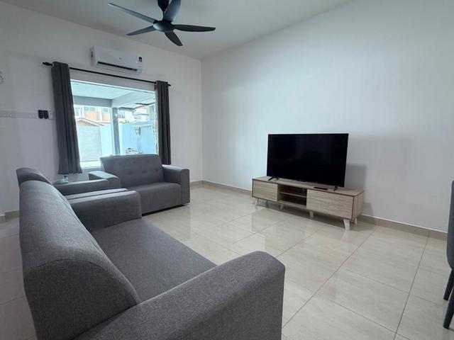 Terraced House for rent in Wellesley, Penang