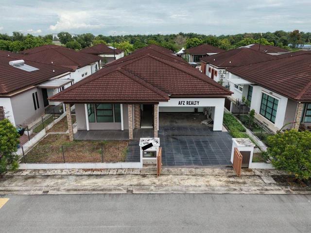 Bungalow for sale in Kepala Batas, Seberang Perai