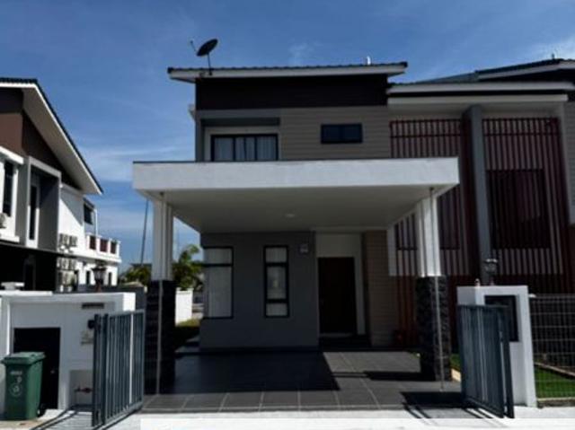House for sale in Wellesley, Penang