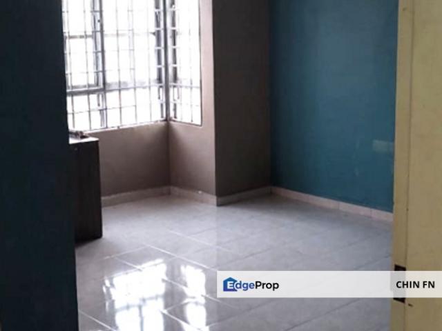 Condominium for sale in Malaka