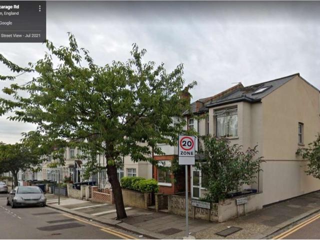 Room for rent in The Hyde, Greater London