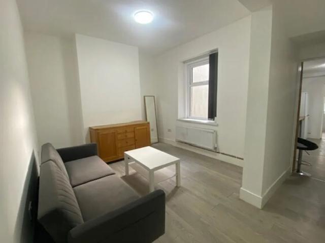 House for rent in Falcon Lodge, Wales