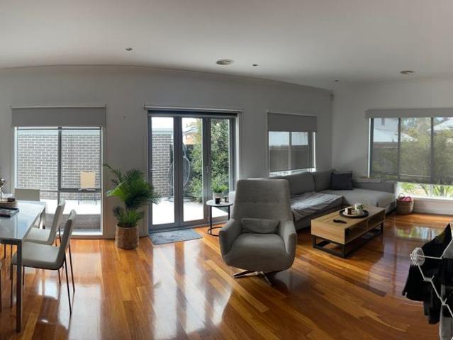 Room for rent in Camerons Creek, Victoria