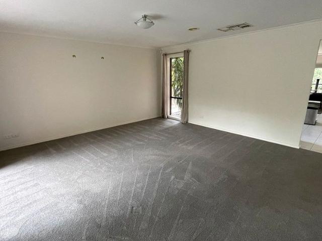 Room for rent in Camerons Creek, Victoria