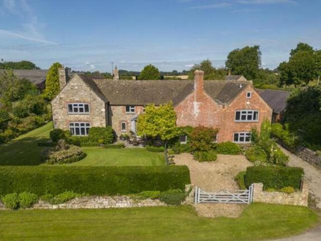 House for sale in Swindon