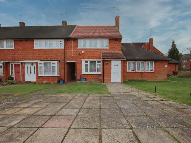 Apartment for rent in Elstree and Borehamwood, Borehamwood