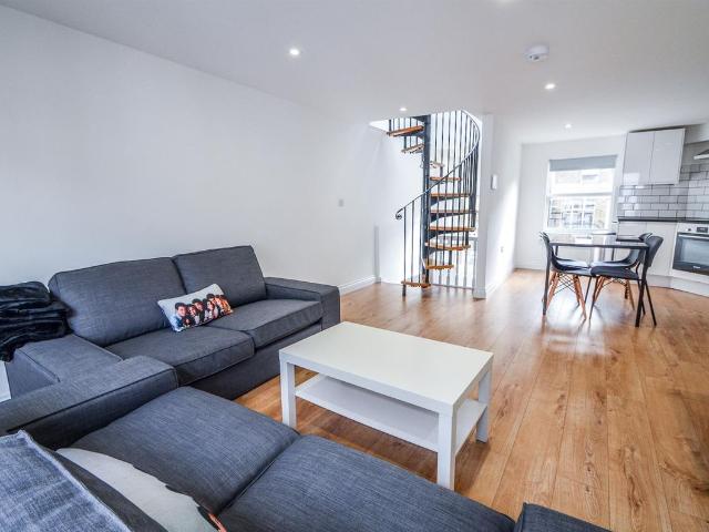 House for rent in Soho, Greater London