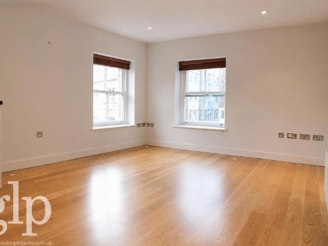 Apartment for rent in Soho, Greater London