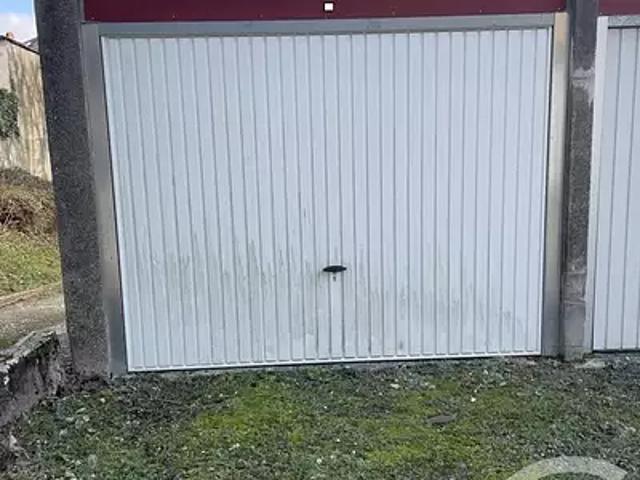 Garage location à Besançon