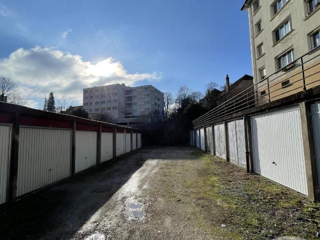 Garage location à Besançon