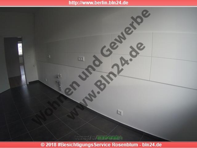 Dachgeschosswohnung mieten in Freiimfelde/Kanenaer Weg, Halle