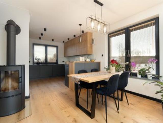 Dom na sprzedaż w Besko, Podkarpackie