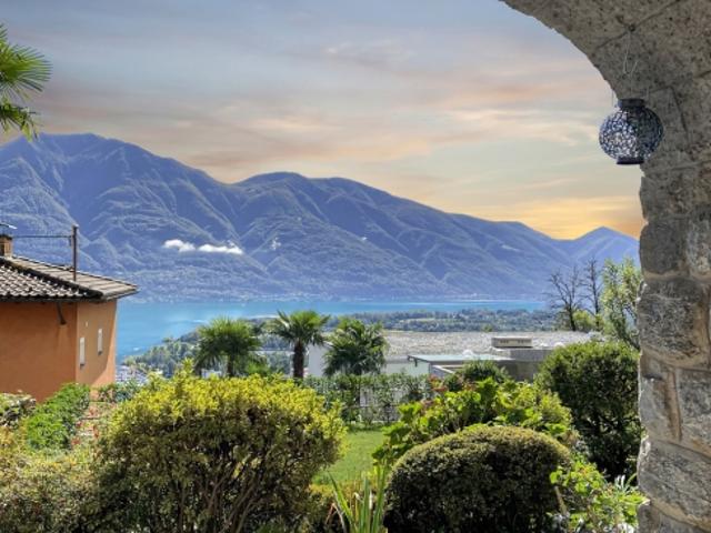 Wohnung kaufen in Orselina, Tessin