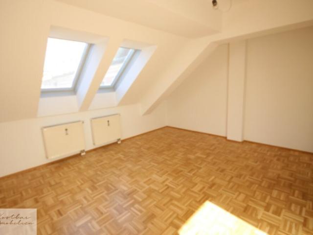 Dachgeschosswohnung kaufen in Gries, Gersdorf-Feistritz