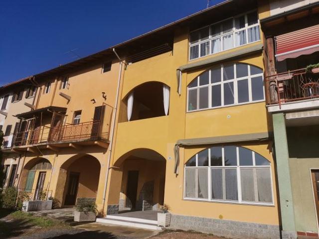 Terreno in vendita a Besozzo, Lombardia