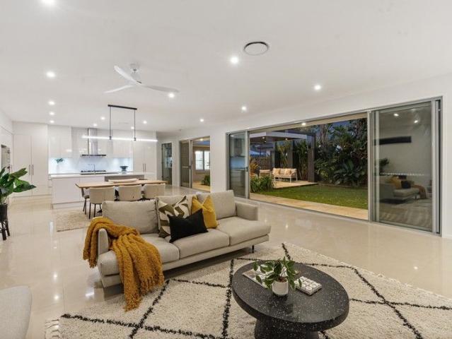 House for sale in Gold Coast Mc