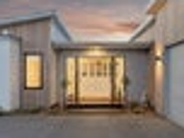 House for sale in Canterbury