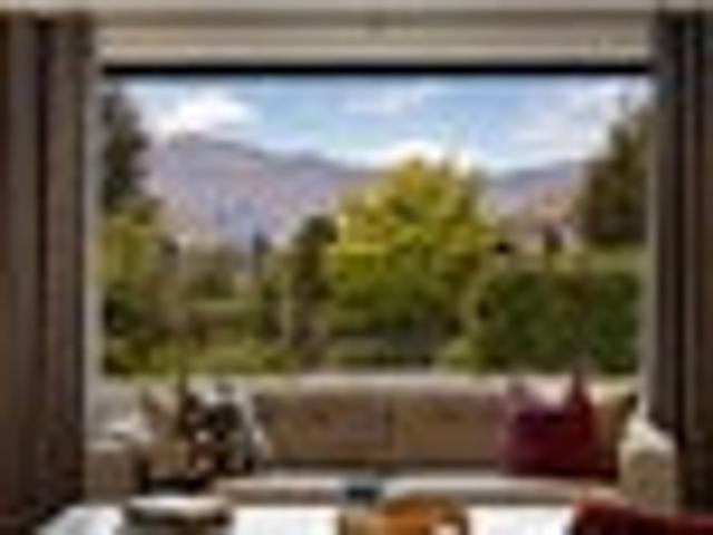 House for sale in Otakou