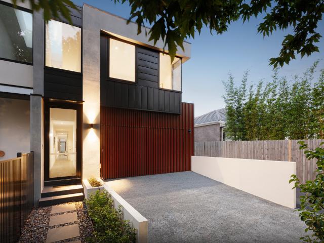 House for sale in Caulfield