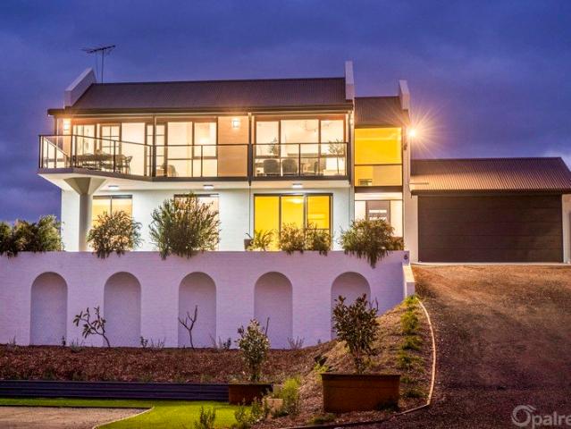 House for sale in Golden Bay, Western Australia