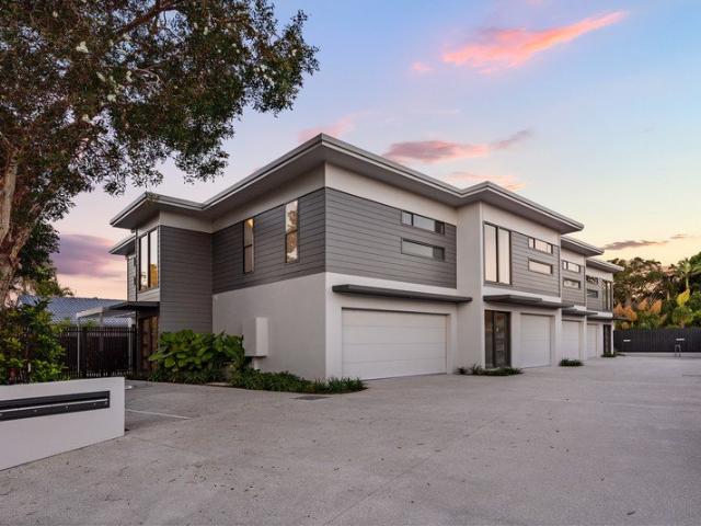 Townhouse for sale in Kings Creek, Queensland