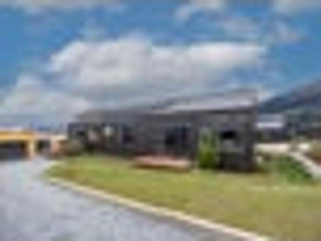 House for sale in Otakou