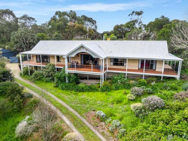 Cottage for sale in Lower Inman Valley, City of Victor Harbor